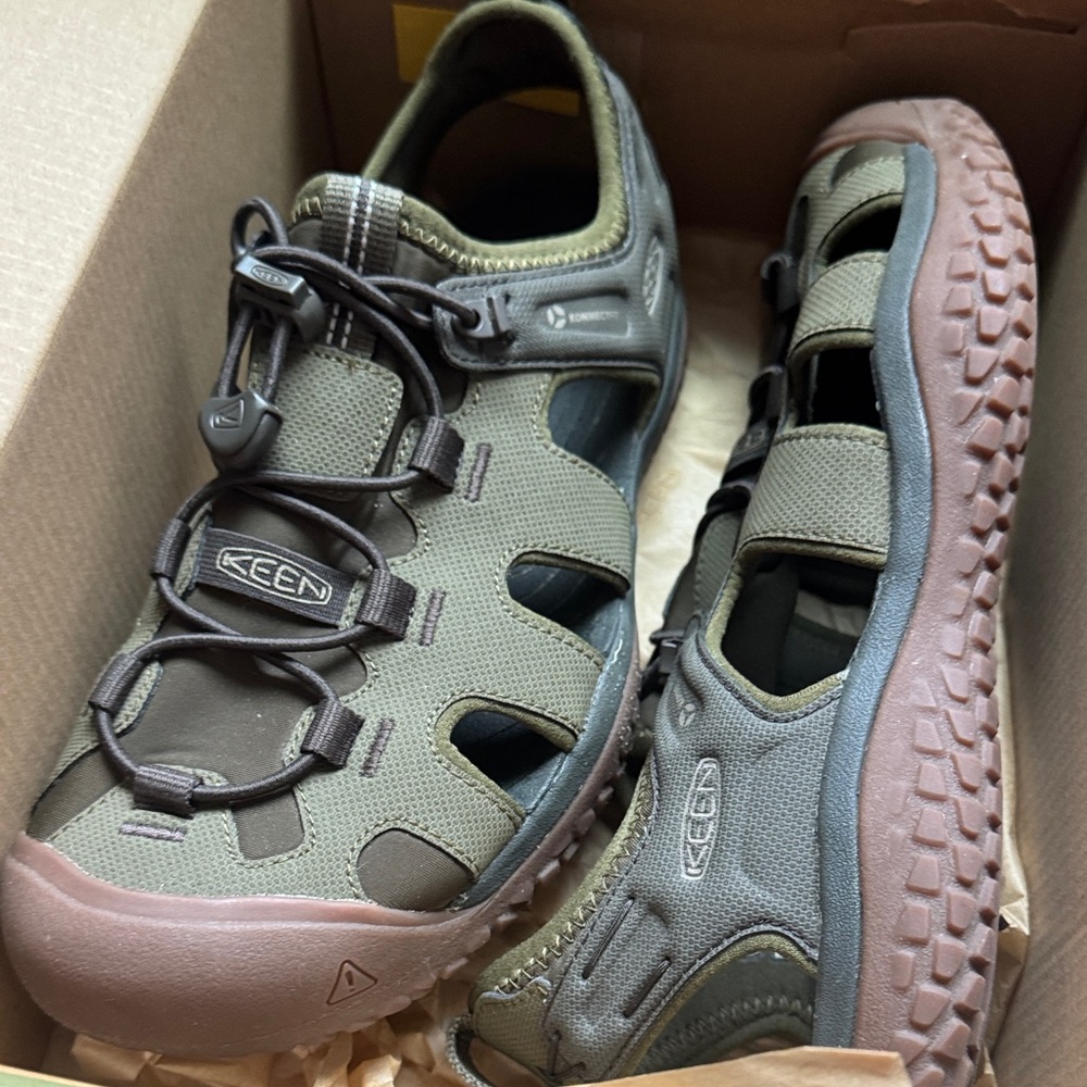 Keen Olive and Brown Hiking Sandals
